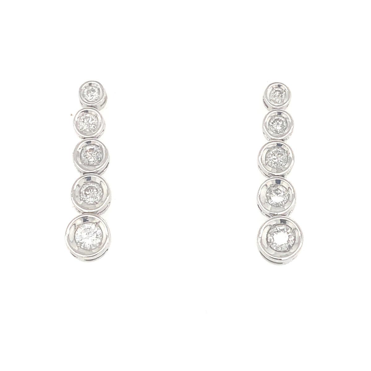 18kt White Gold Diamond Drop Earrings