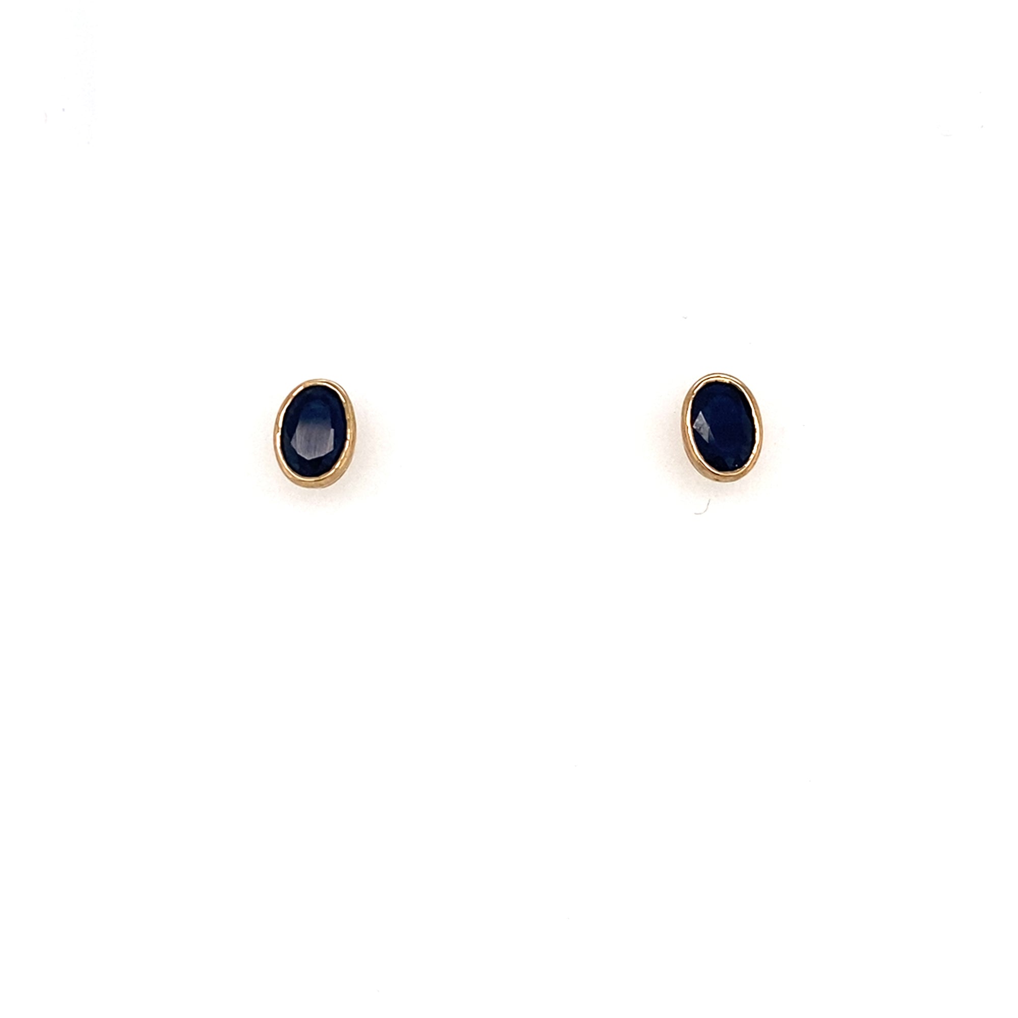 9kt Gold Sapphire Stud Earrings