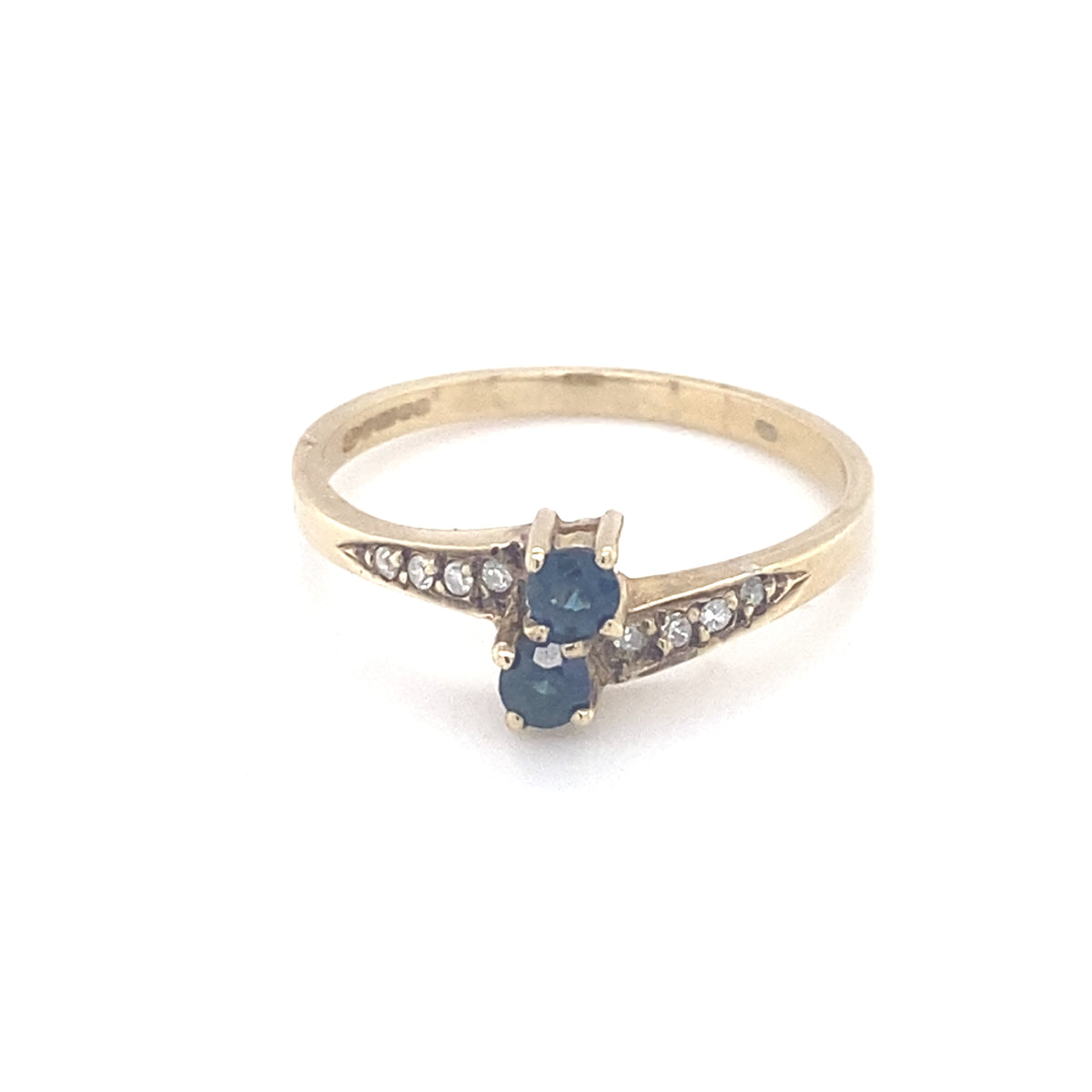 9kt Gold Sapphire &amp; Diamond Ring