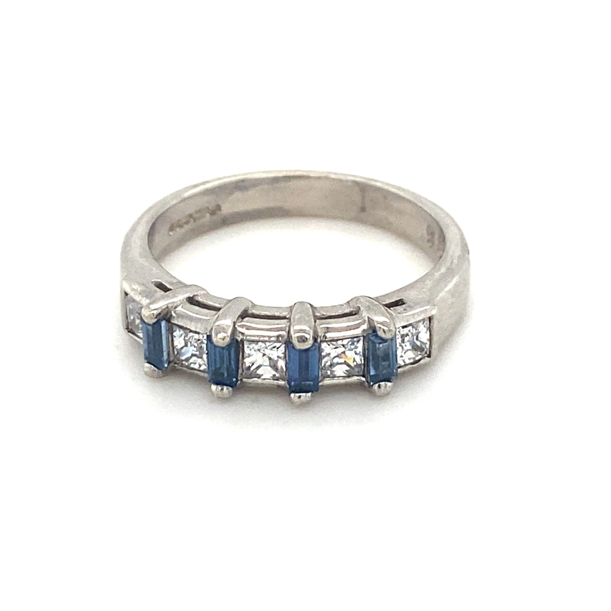 9kt White Gold Sapphire &amp; Clear Stone Ring