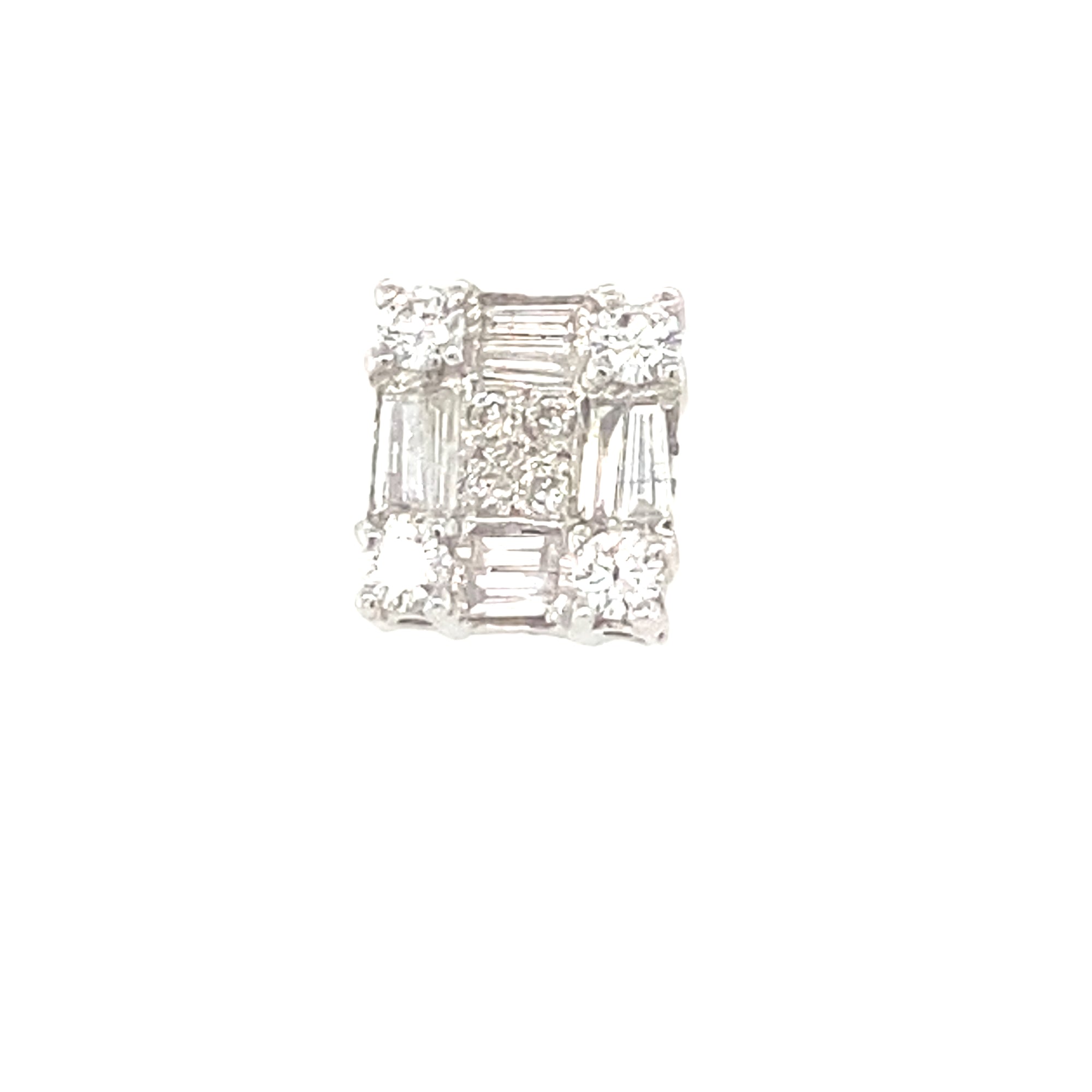 18kt White Gold Diamond Earrings