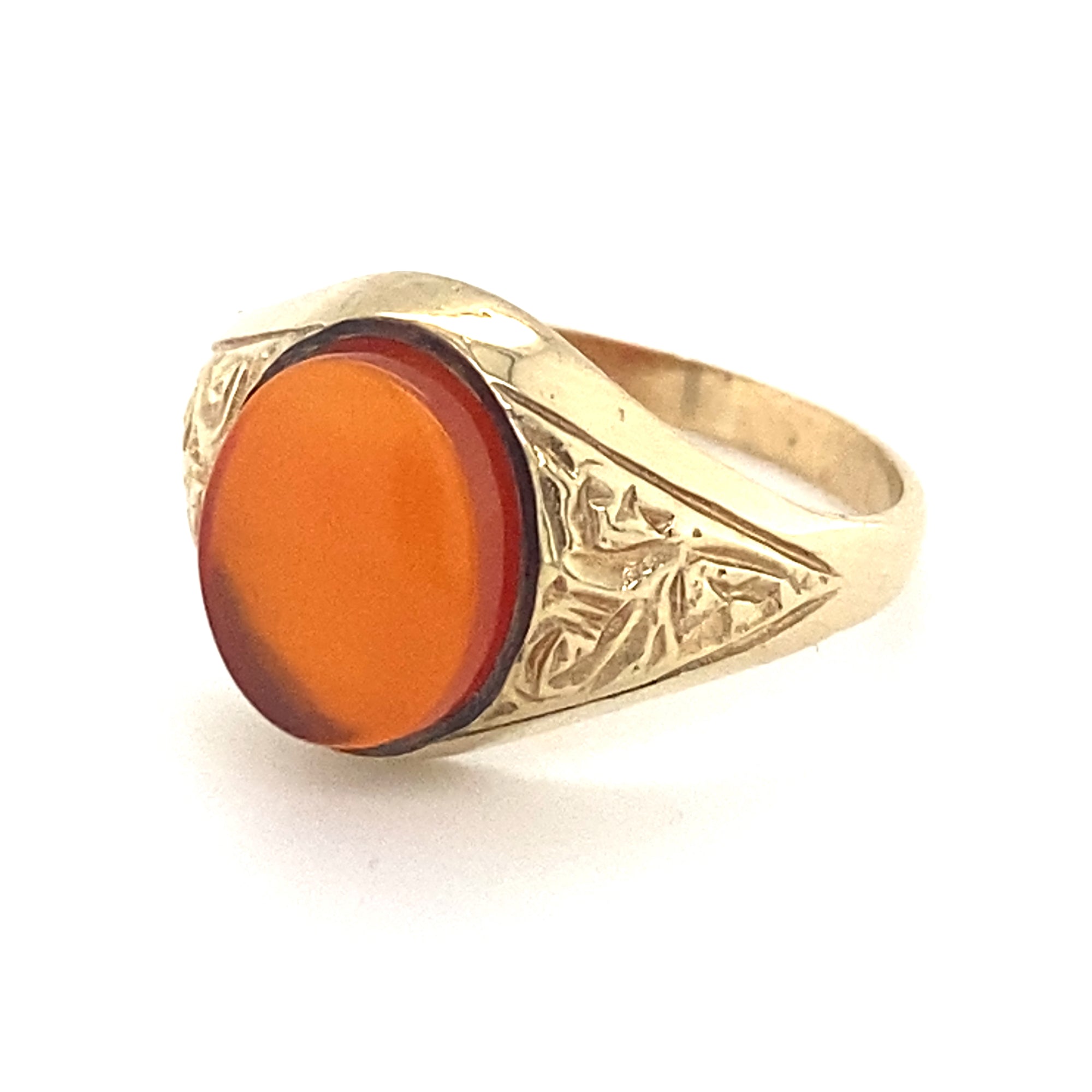 9kt Gold Carnelian Ring