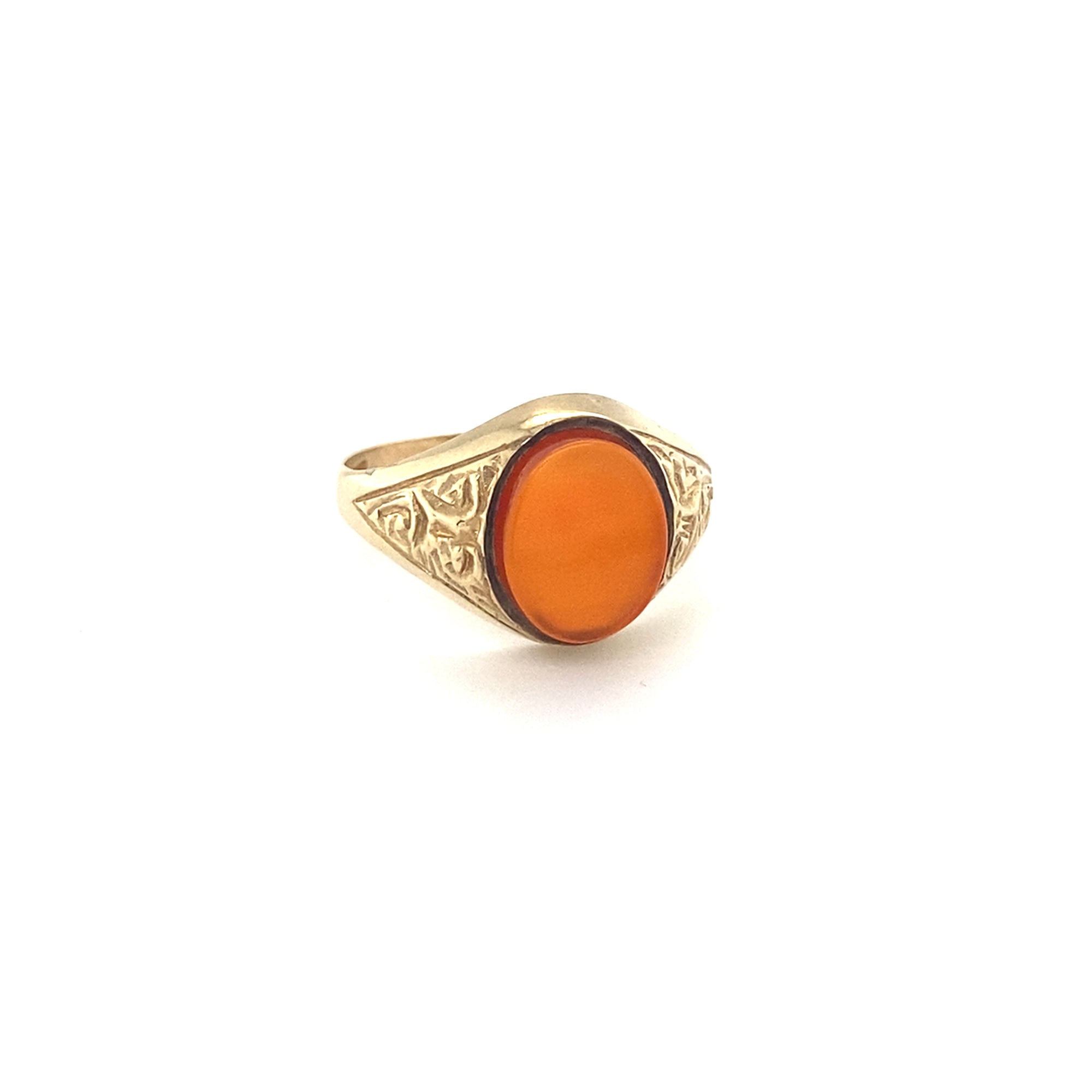 9kt Gold Carnelian Ring