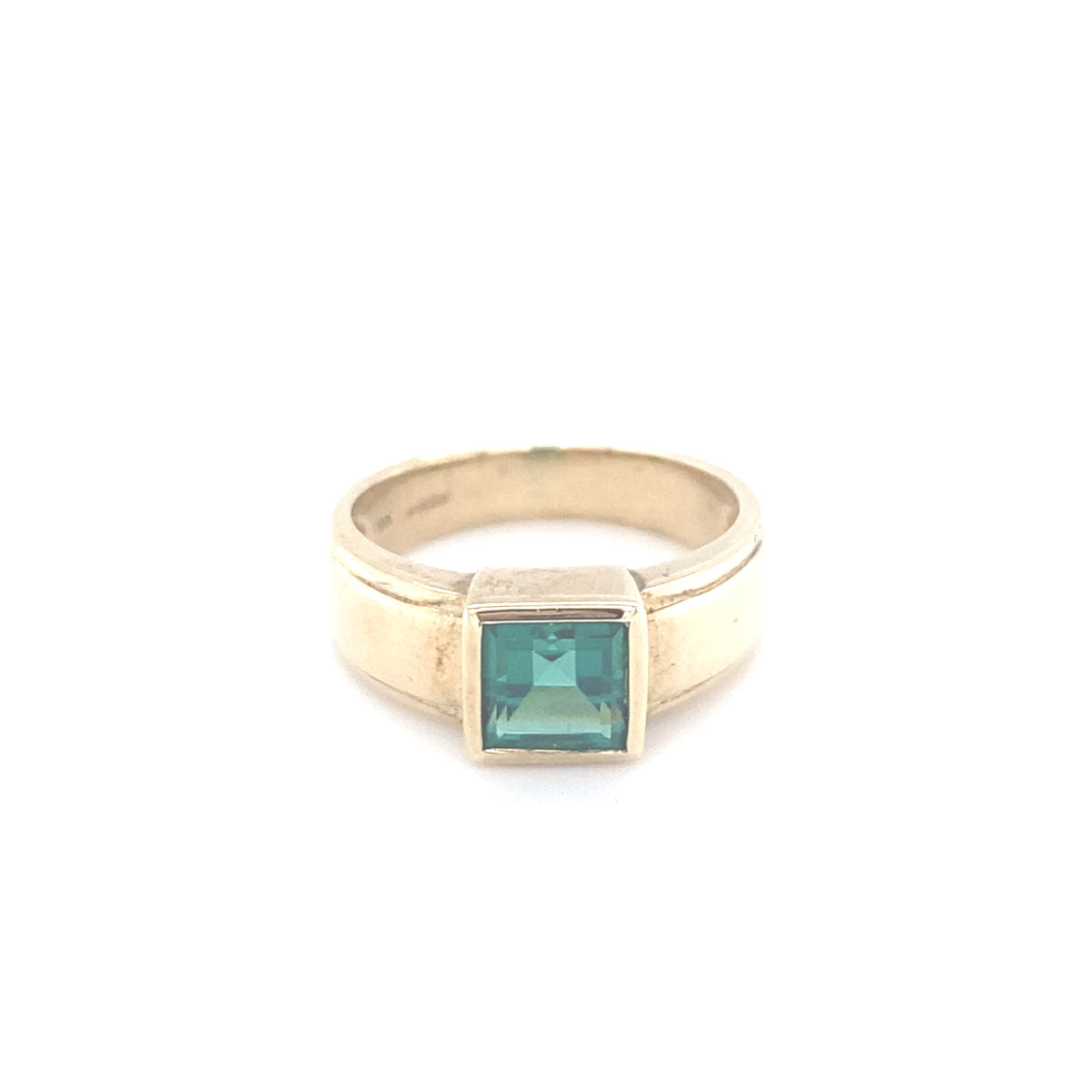 9kt Gold Ring with Square Green Stone