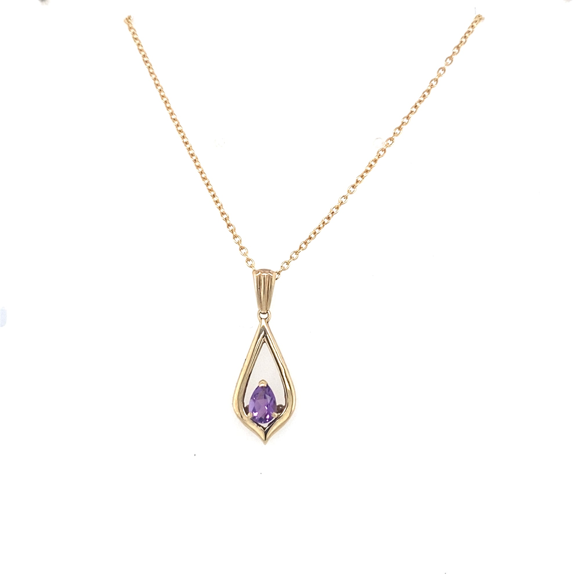 9kt Gold Amethyst Pendant