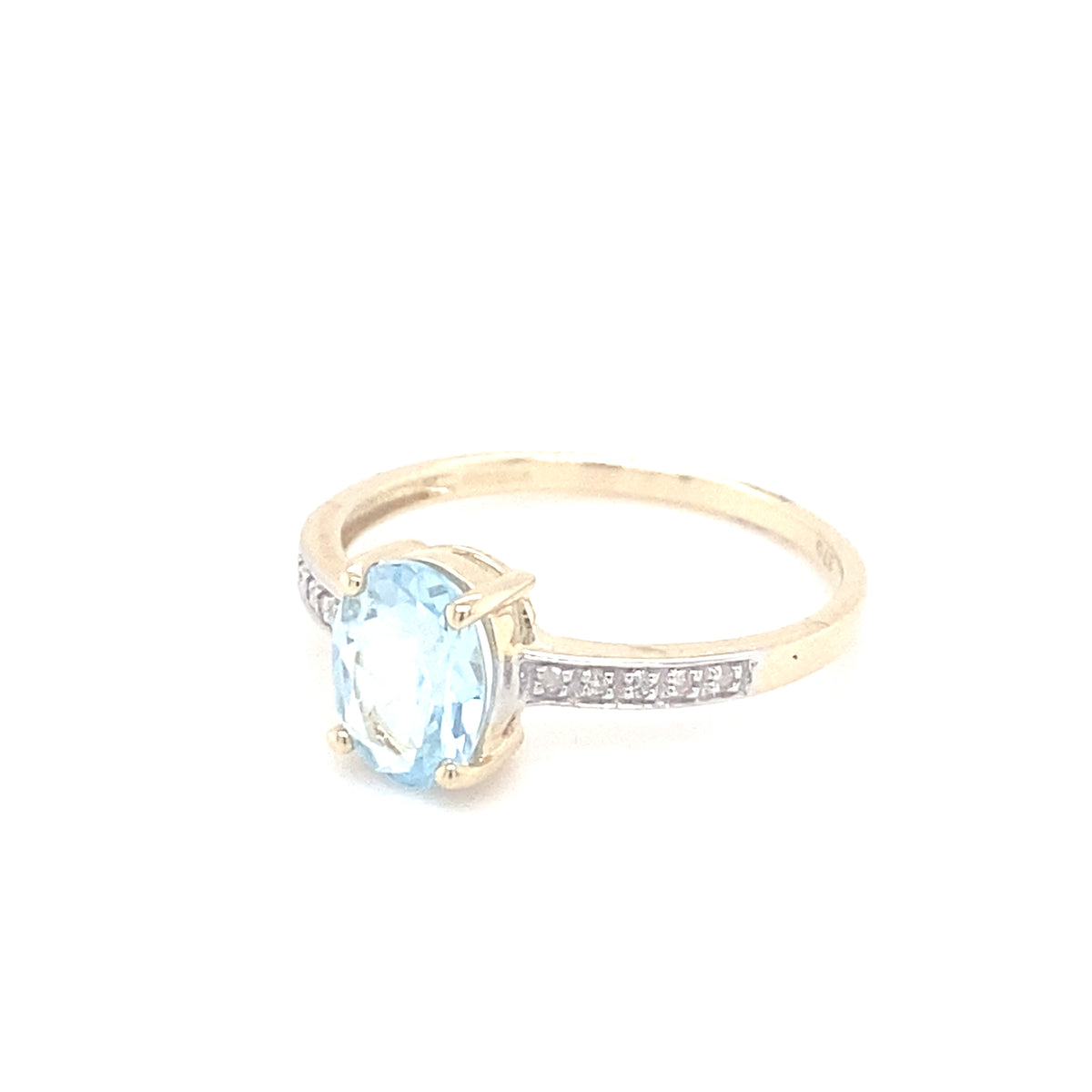 9kt Gold Aquamarine Ring