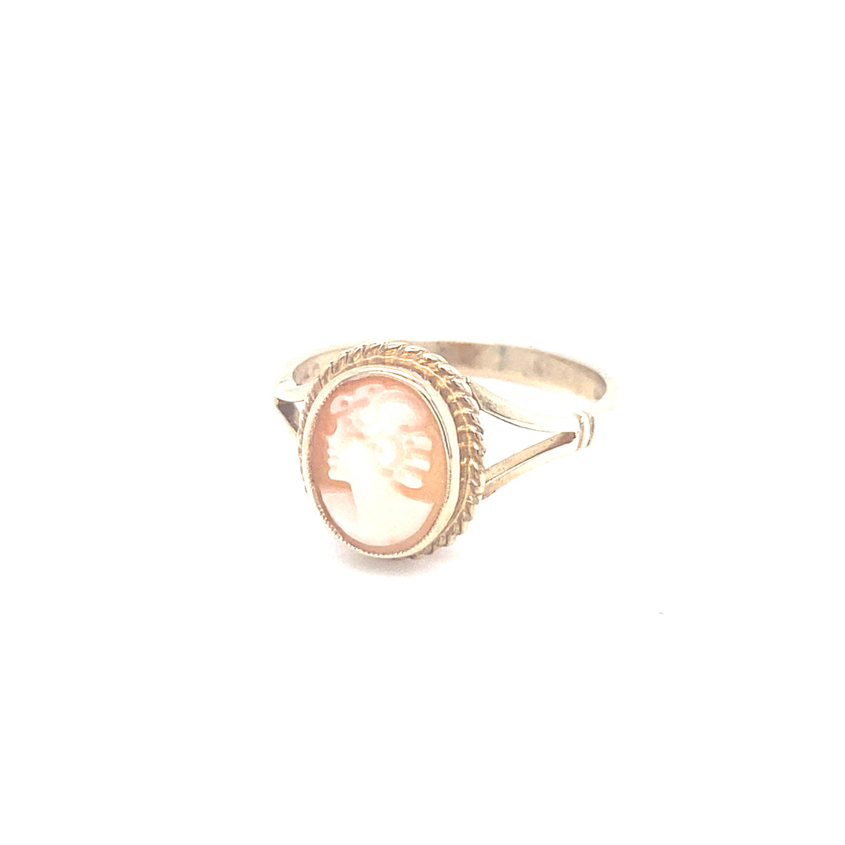 9kt Gold Cameo Ring