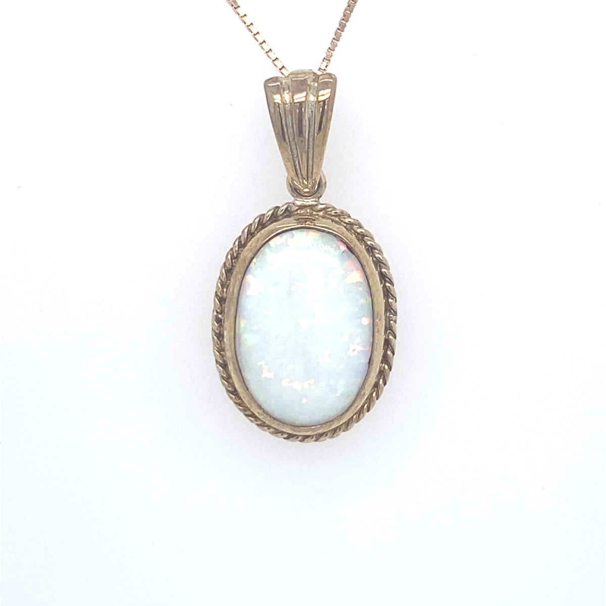 9kt Gold Opal Pendant