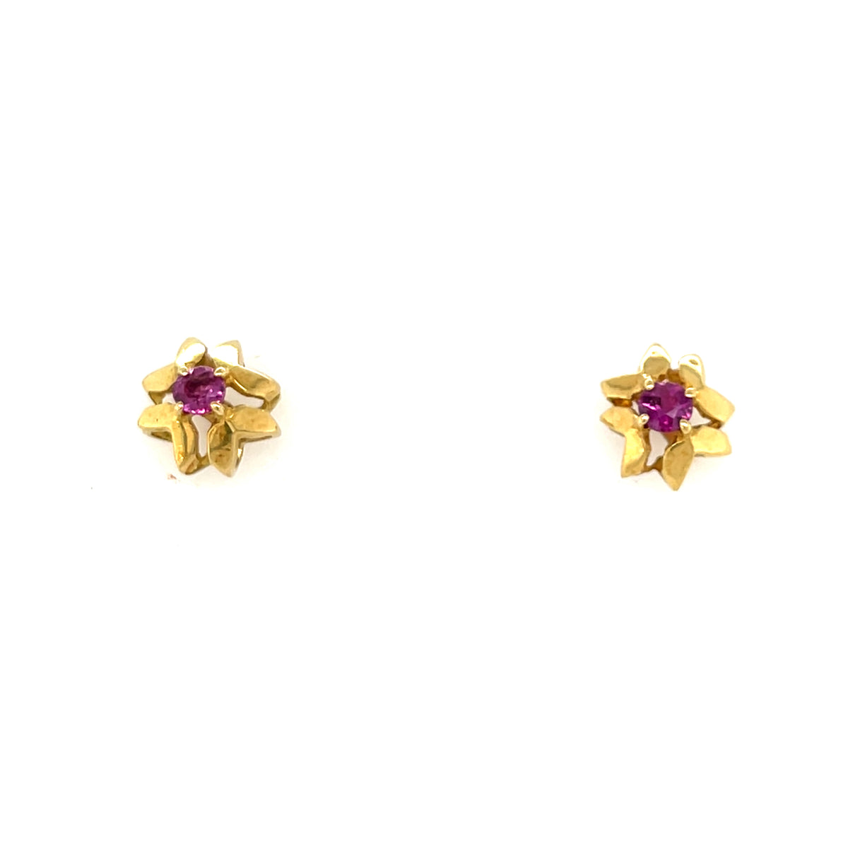 18kt Gold Antique Earrings with Ruby Stone