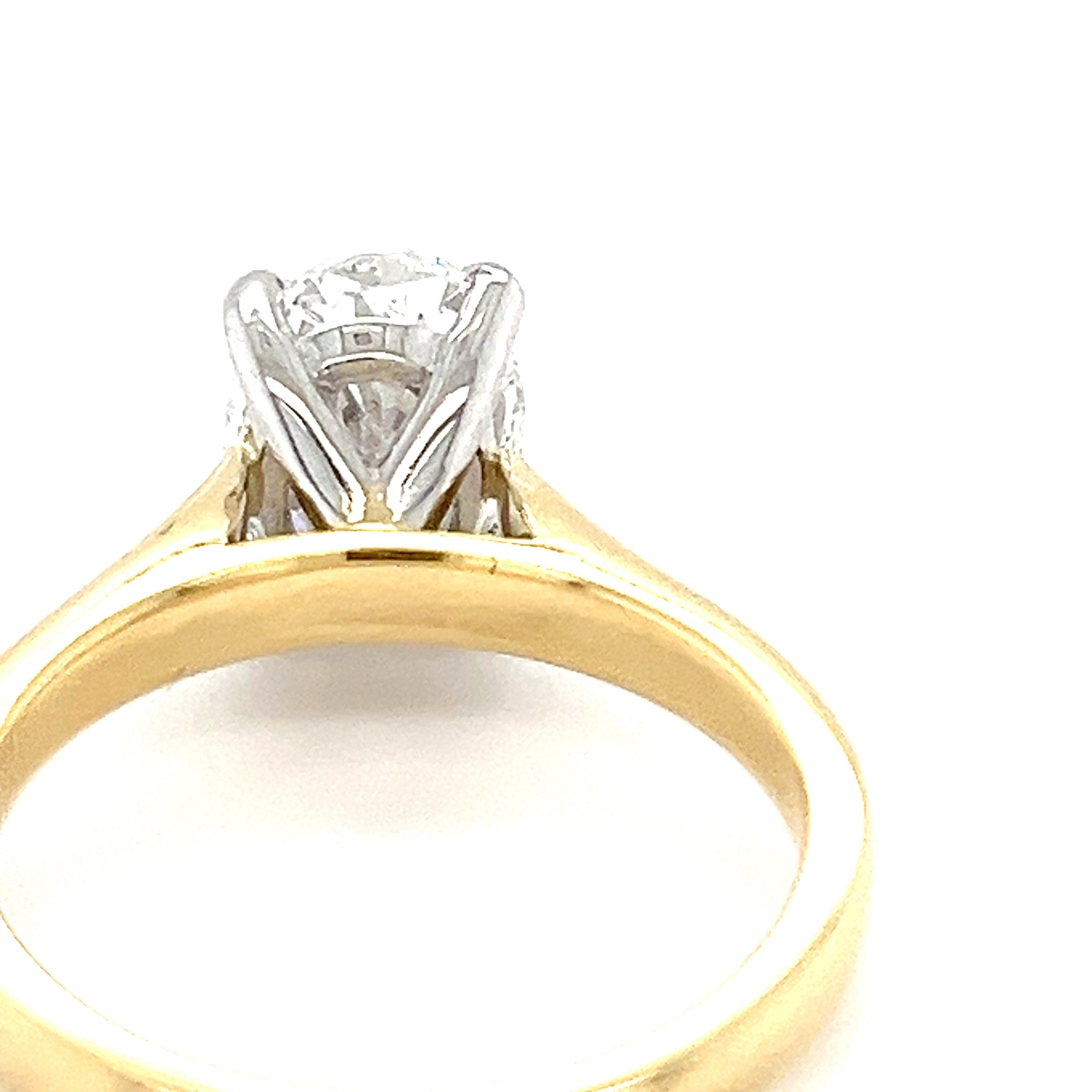 18kt Gold Lab Diamond Engagement Ring