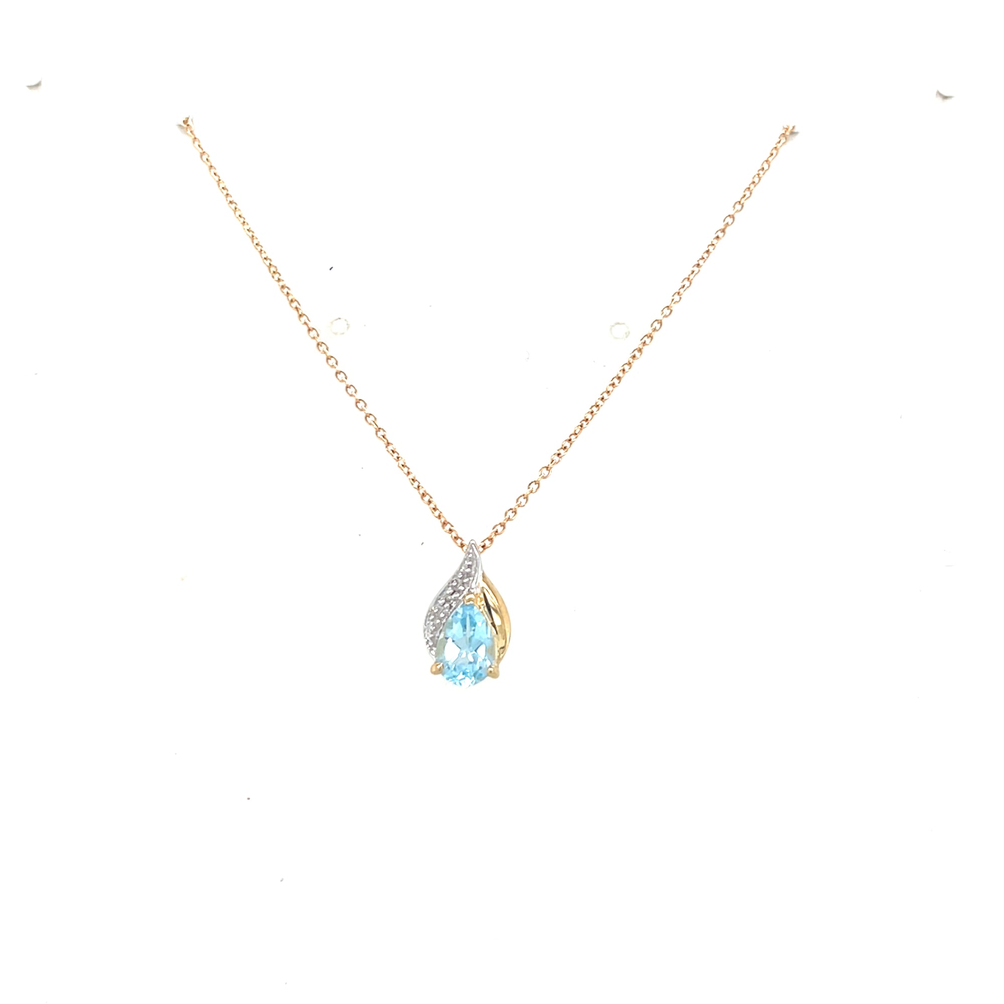 9kt Gold Aquamarine Pendant