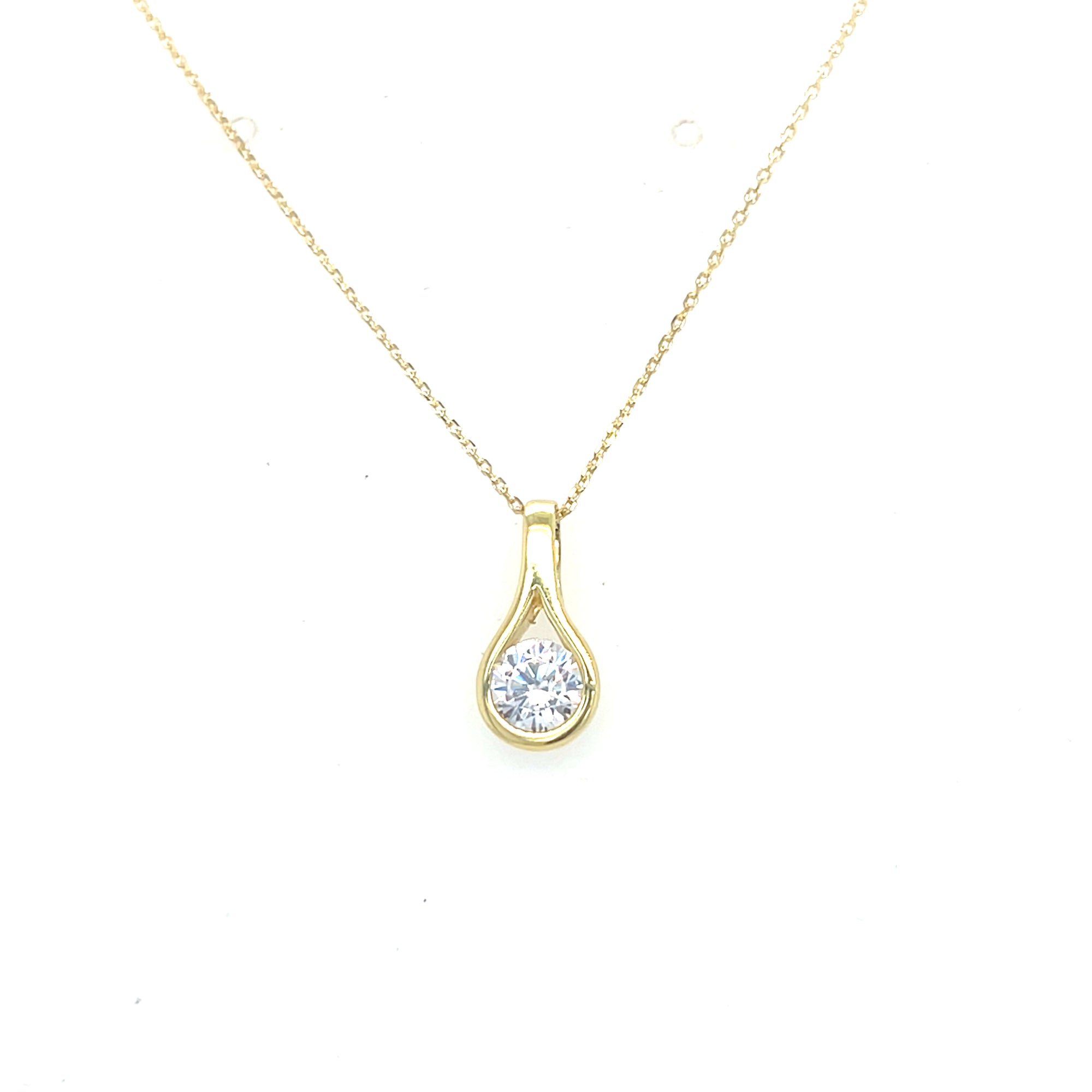 9kt Gold Cubic Zirconia Pendant