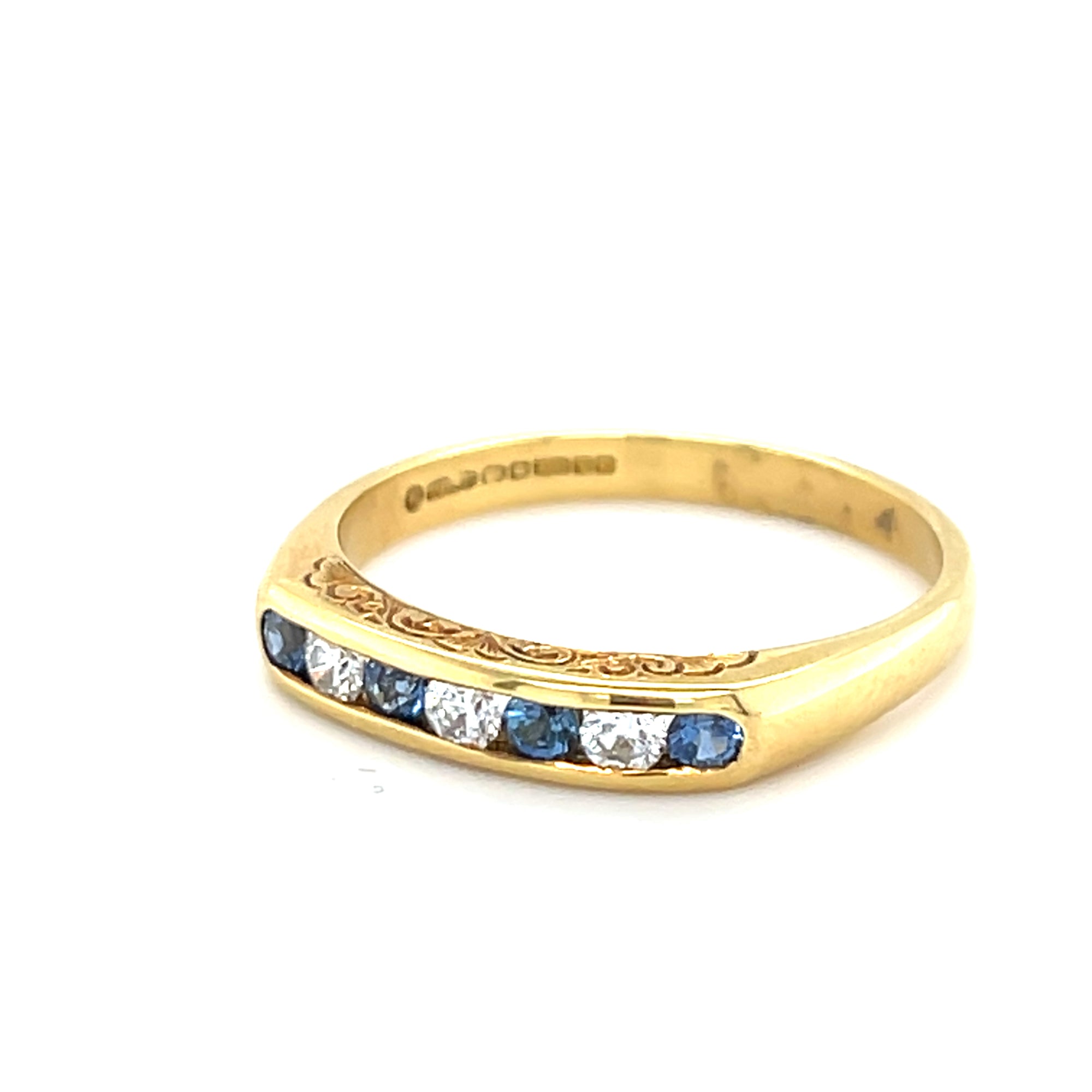 18kt Gold Sapphire &amp; Diamond Ring