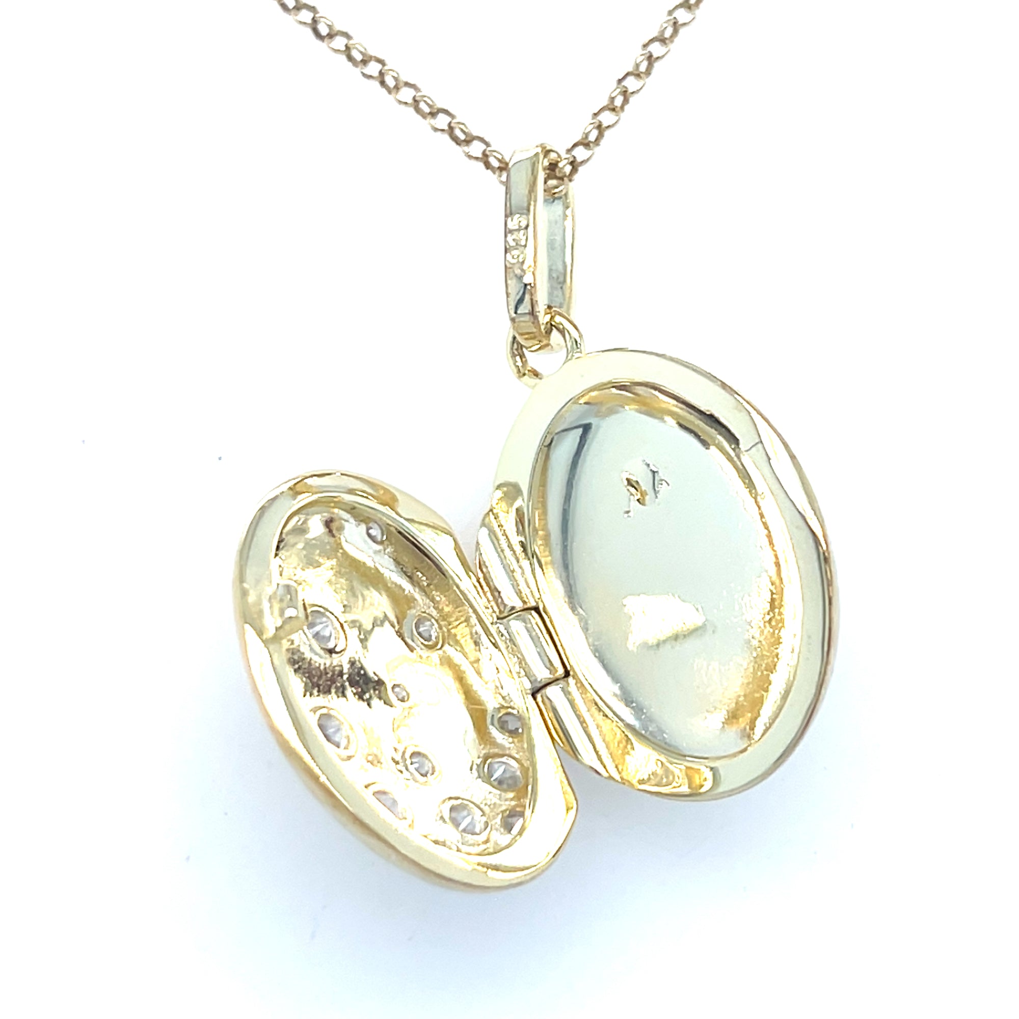 Gold plated oval locket