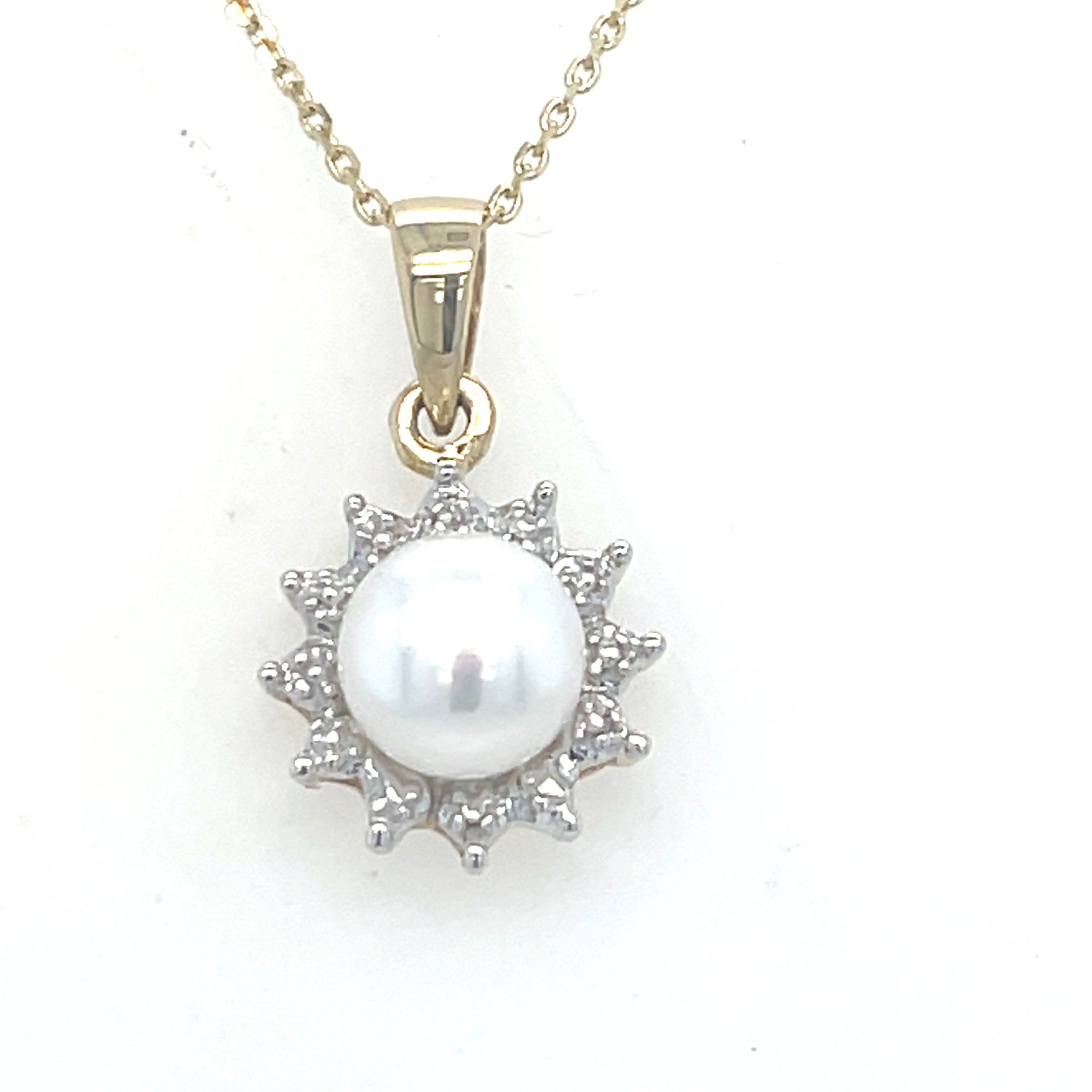 9kt Gold Pearl &amp; Diamond Cluster Pendant