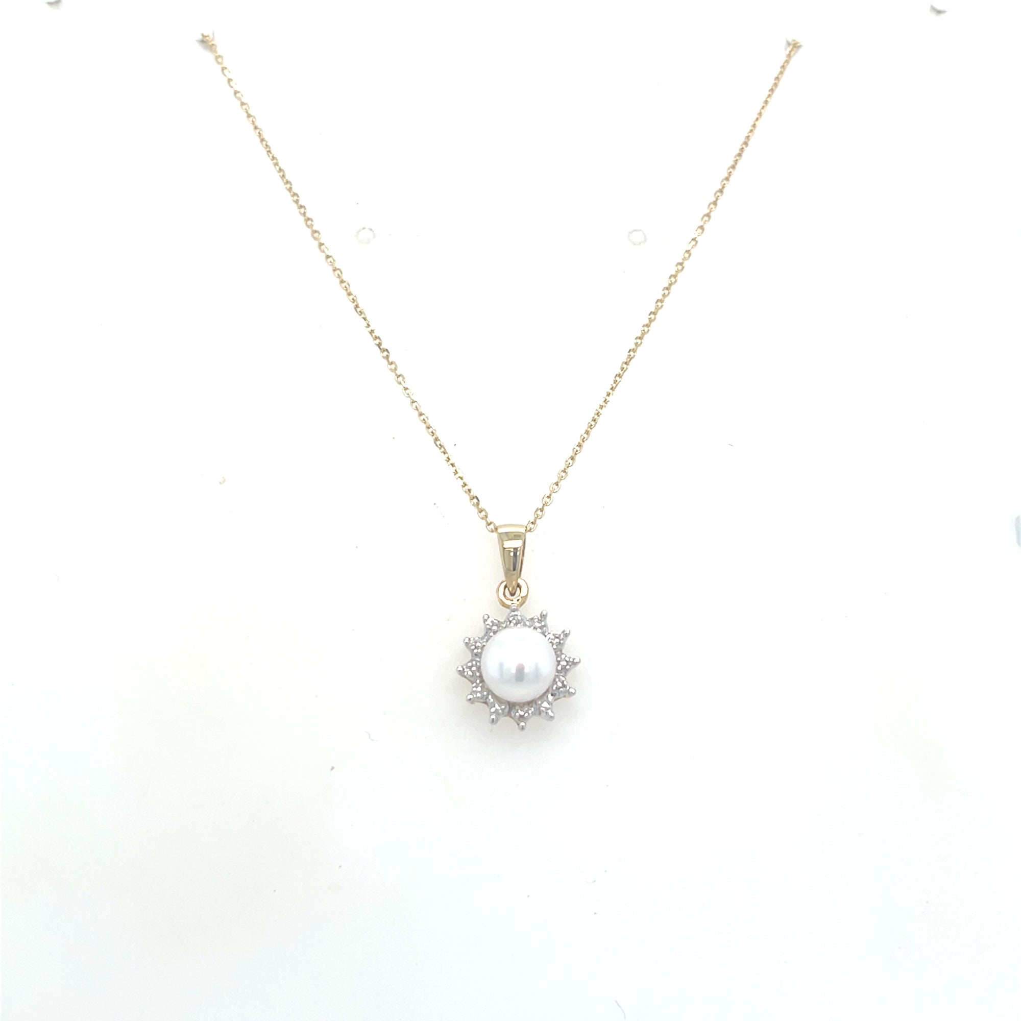9kt Gold Pearl &amp; Diamond Cluster Pendant