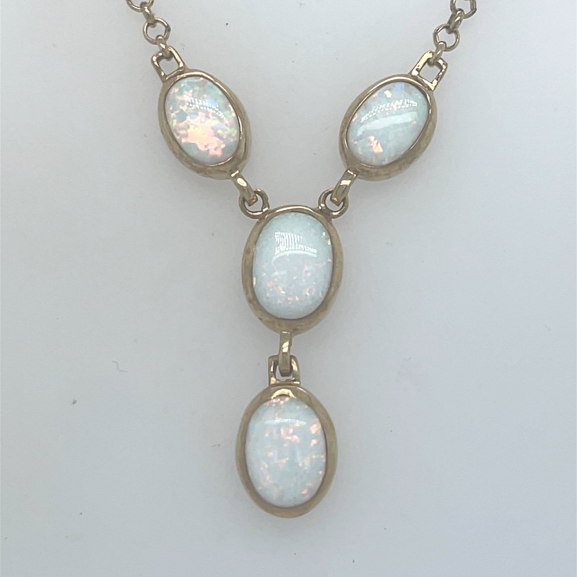 9kt Gold Opal Pendant