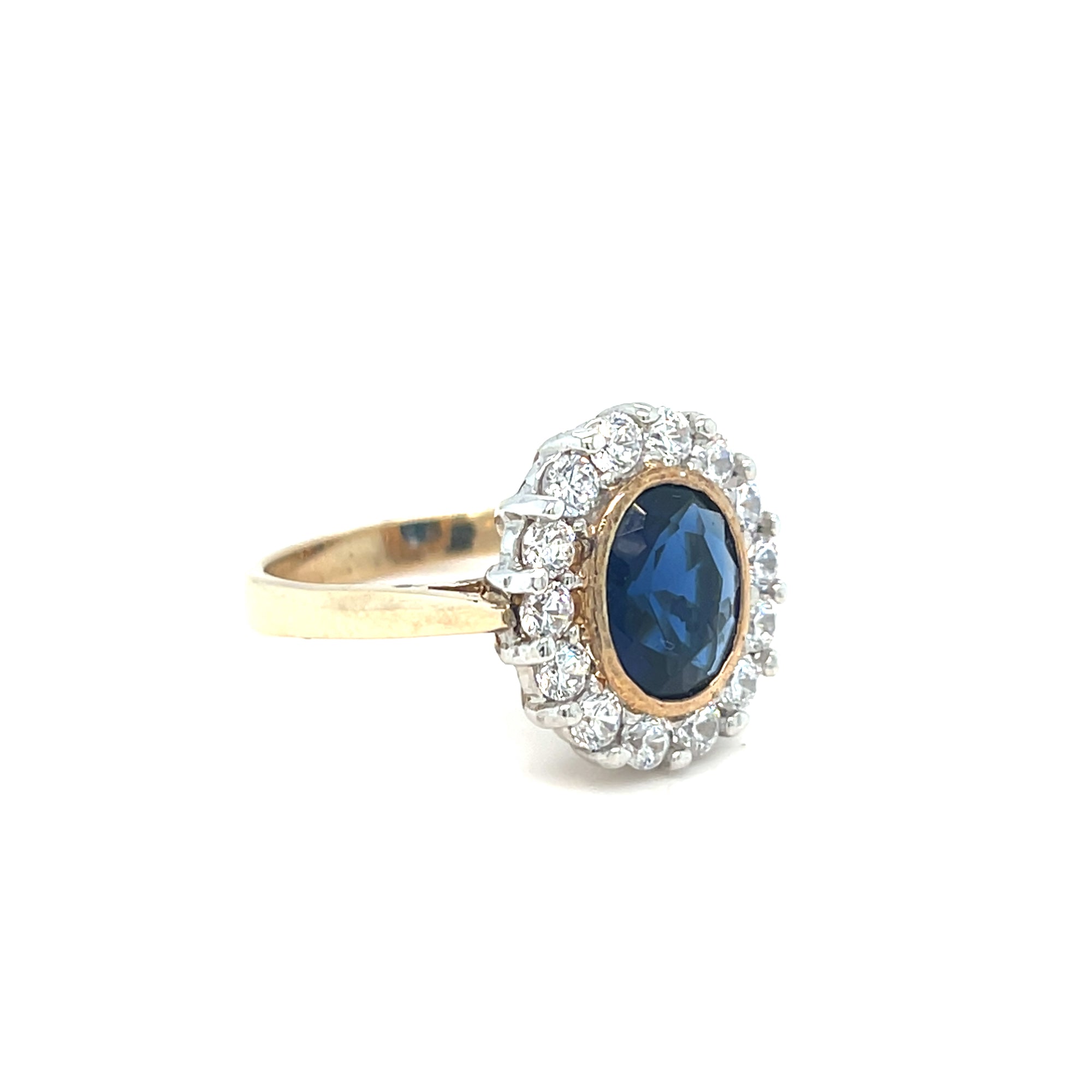 9kt Gold Cluster Ring
