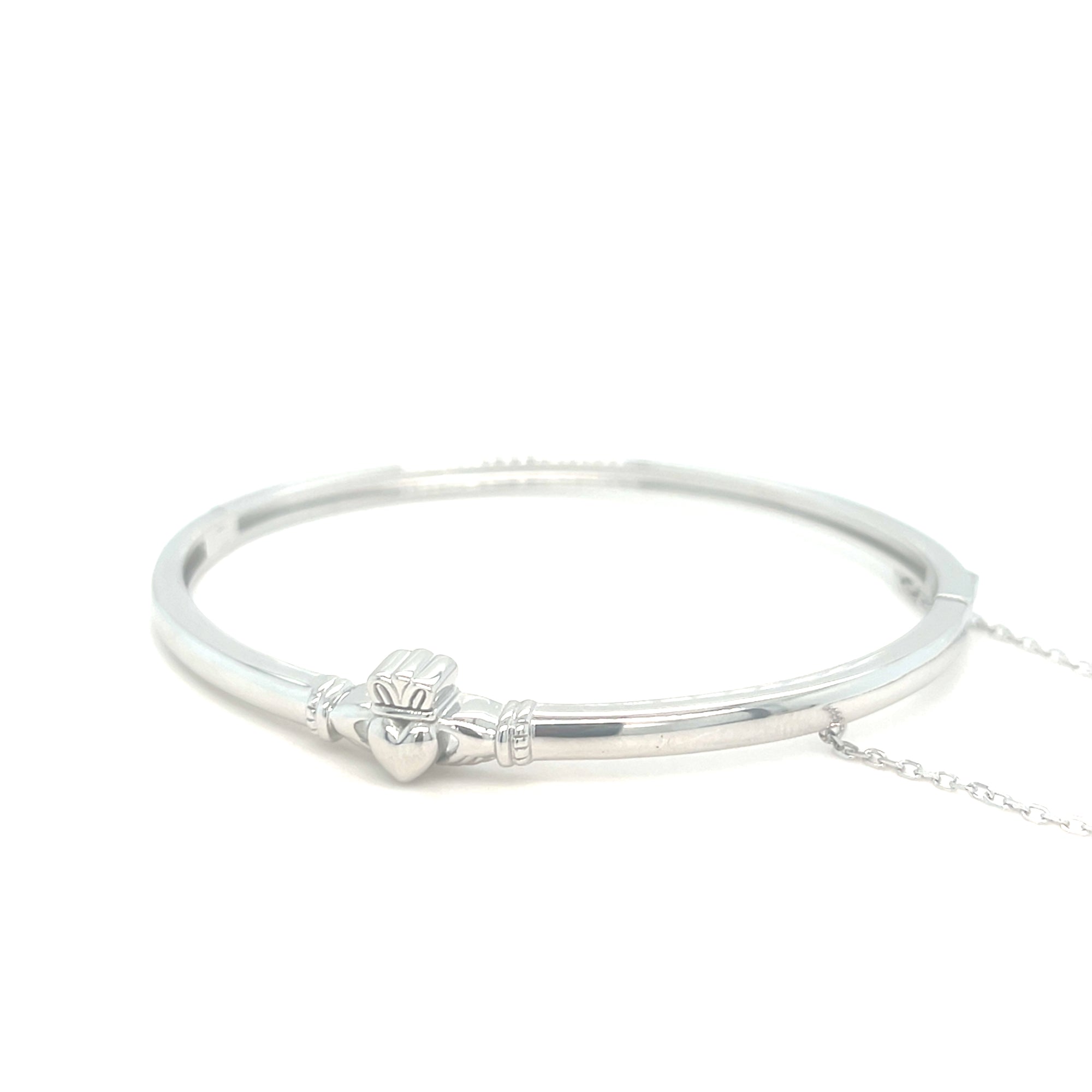 Sterling silver claddagh bangle
