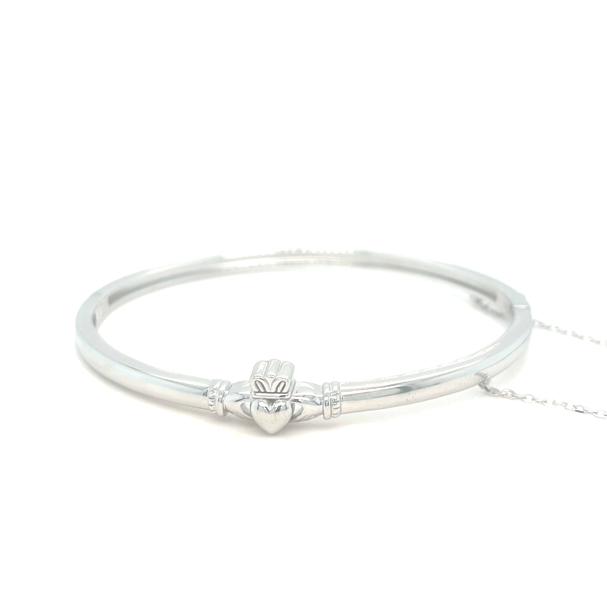 Sterling silver claddagh bangle