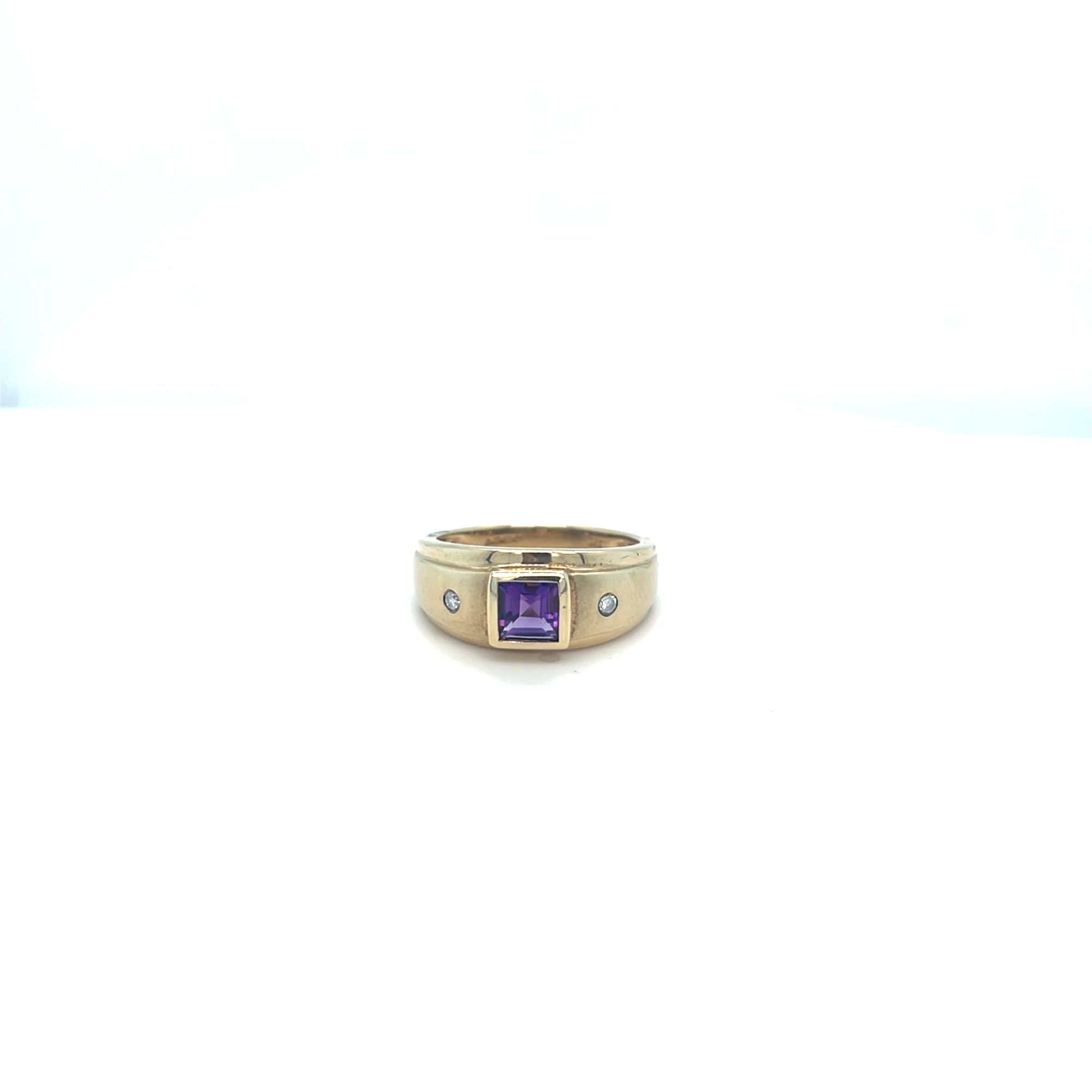 9kt Gold Diamond &amp; Amethyst Ring