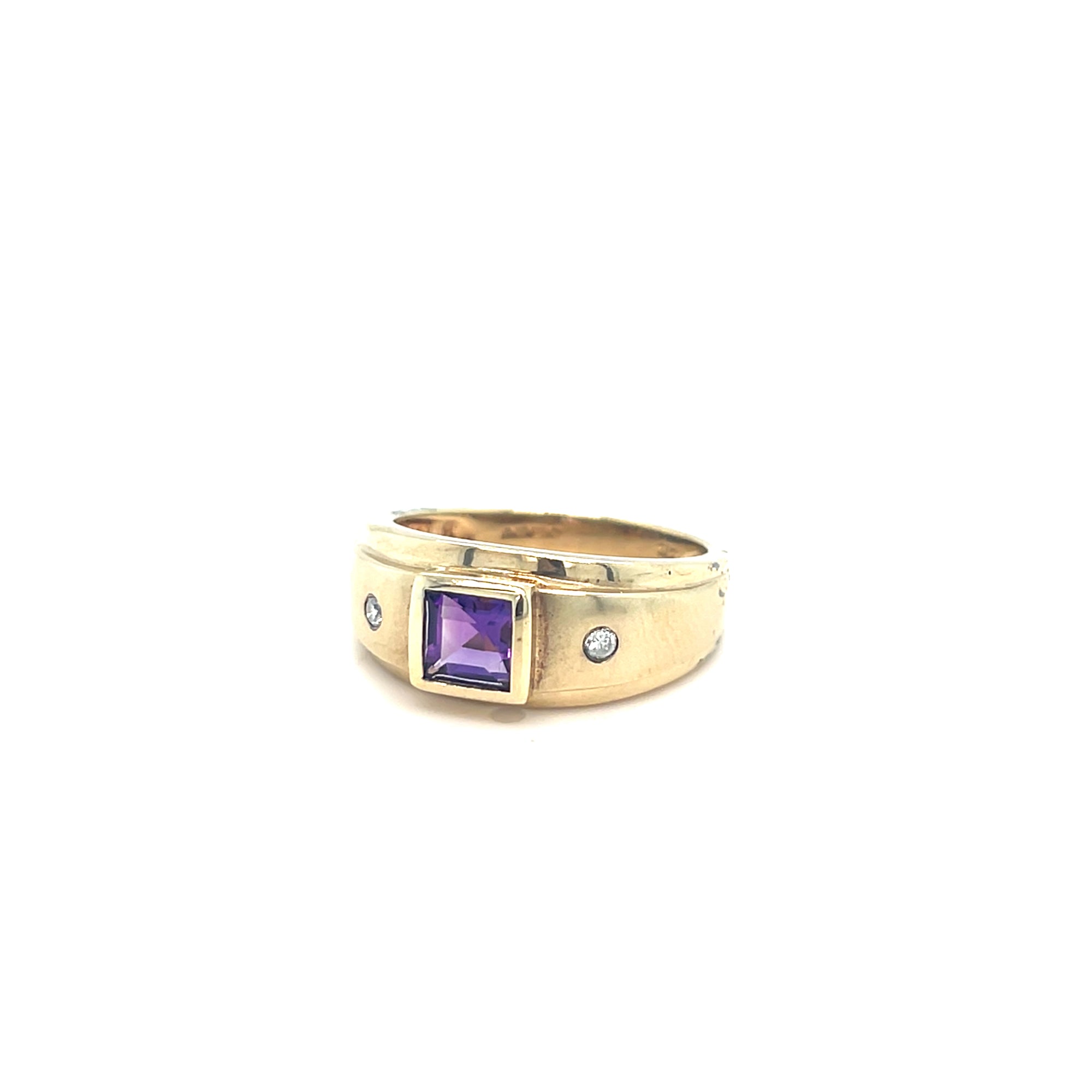9kt Gold Diamond &amp; Amethyst Ring