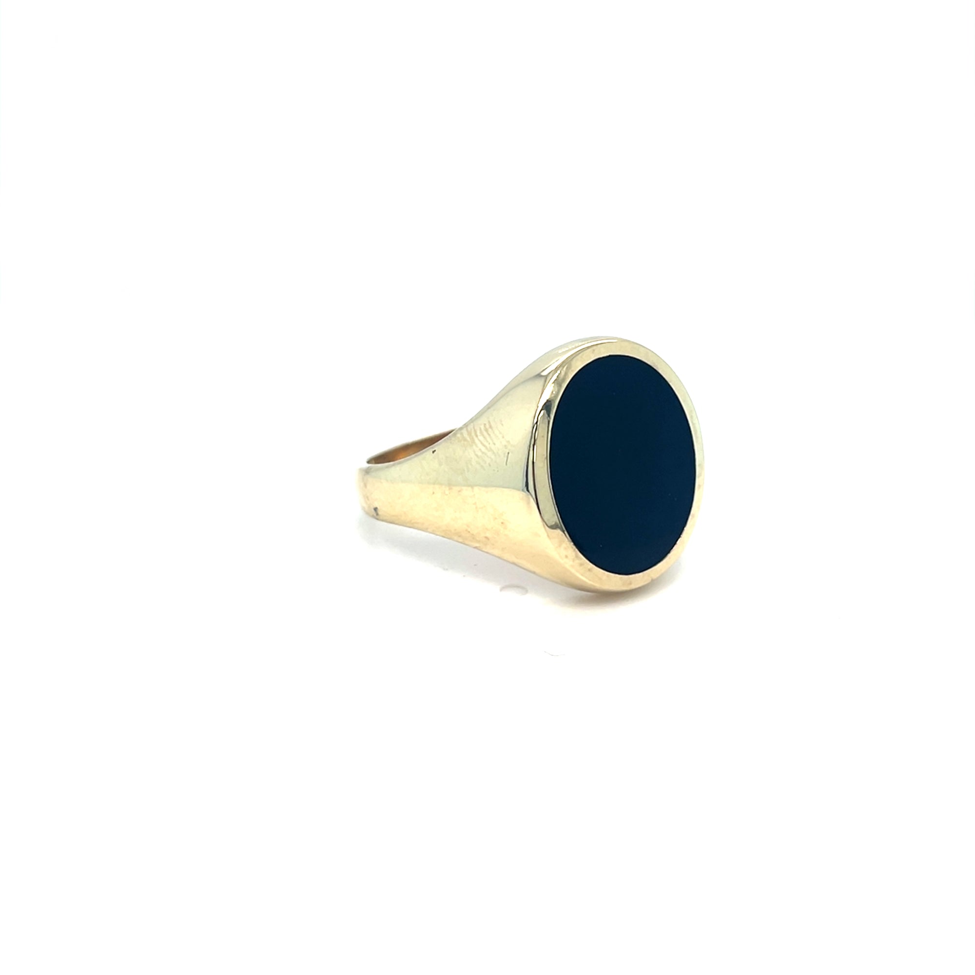 9kt Gold Men's Oval Onyx Ring