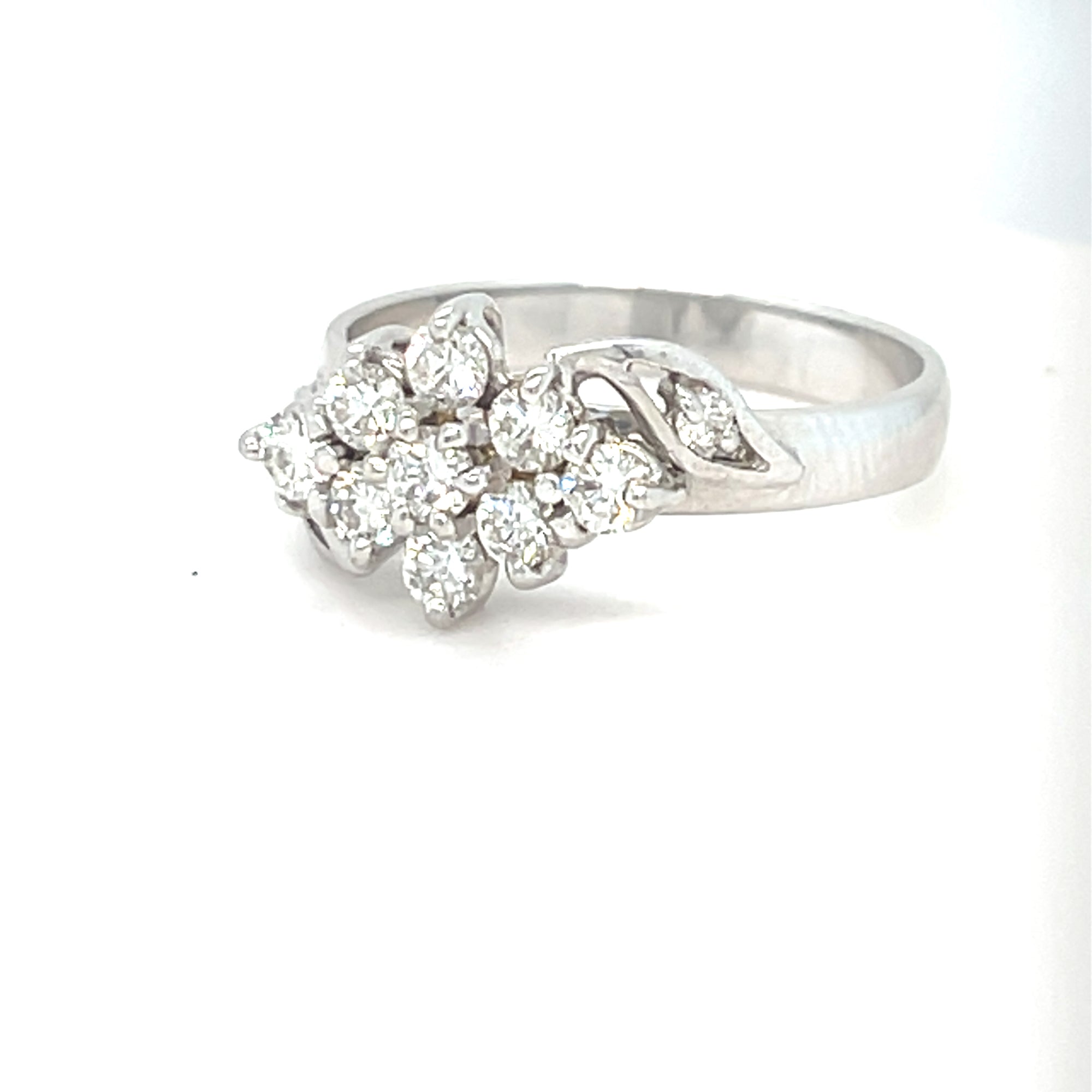 18kt White Gold Cluster Style Engagement Ring