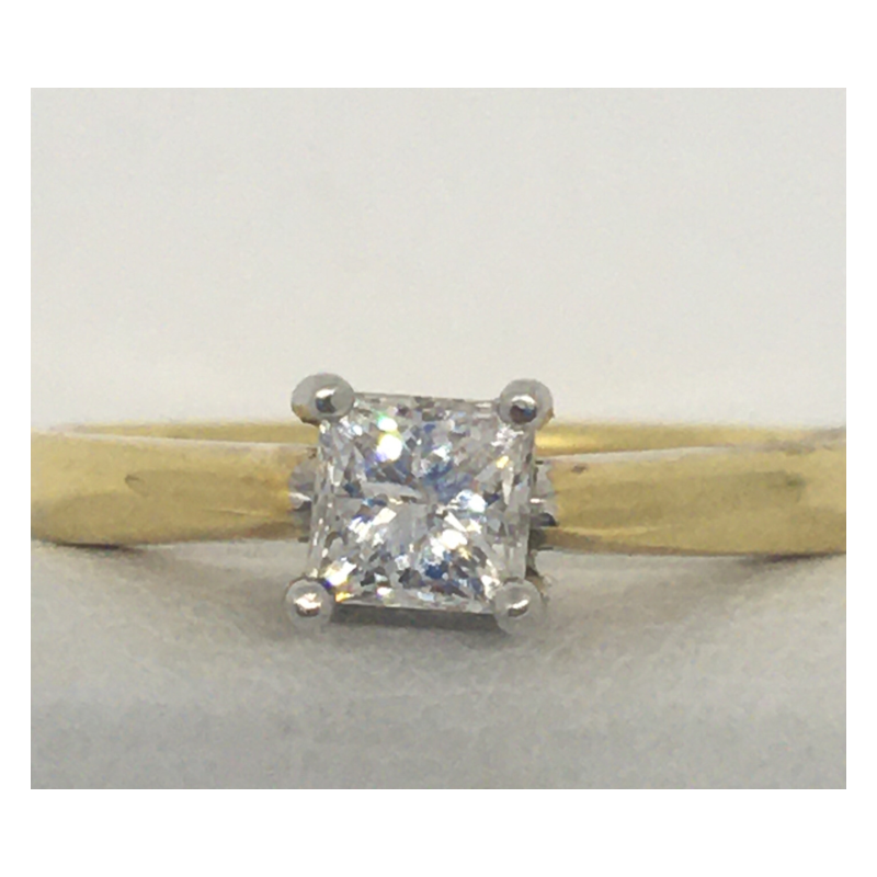 Solitaire Princess Cut 18ct Diamond Engagement Ring - Cahalan Jewellers
