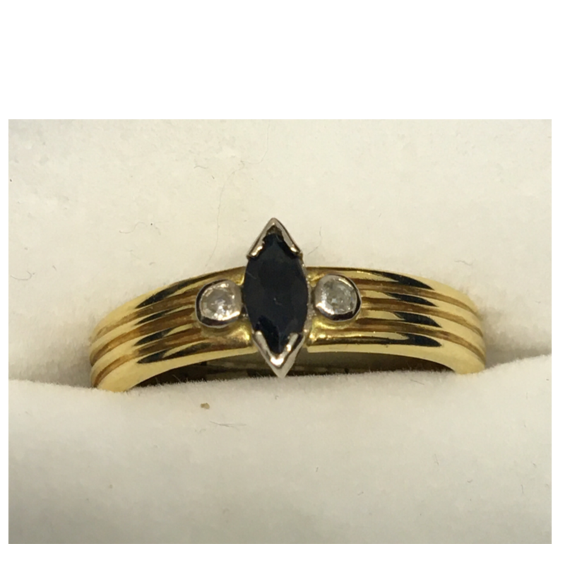 9ct Gold Band with Dark Sapphire Stone