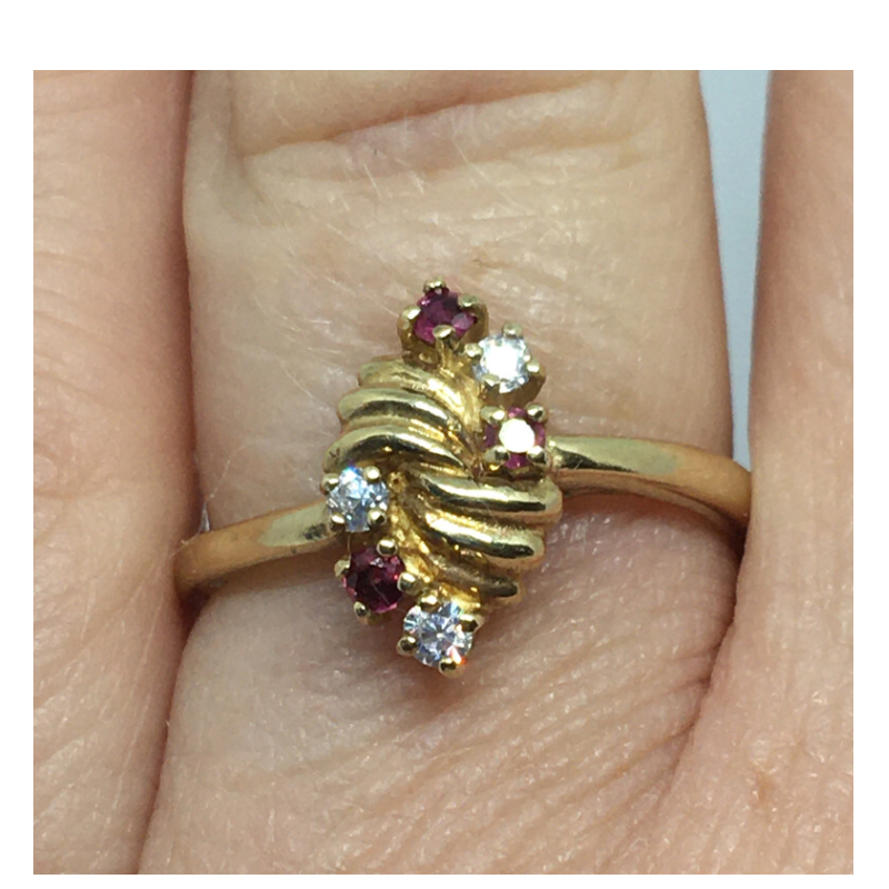 9ct Gold Stone Set Dress Ring