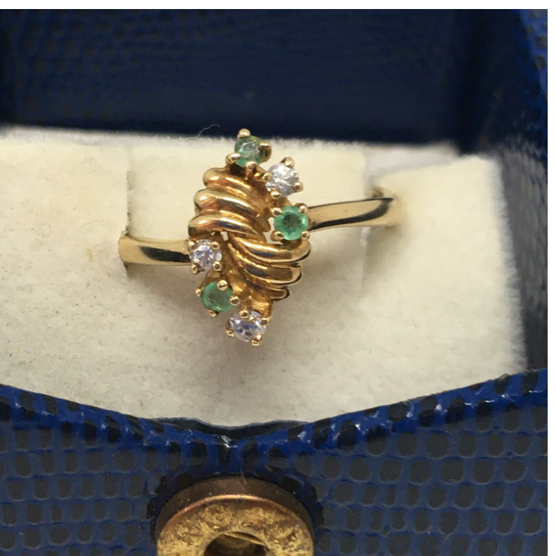 9ct Gold Dress Ring with Clear &amp; Emerald stones