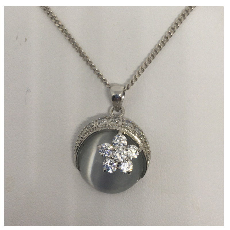 Sterling Silver Chain with Moonstone Pendant