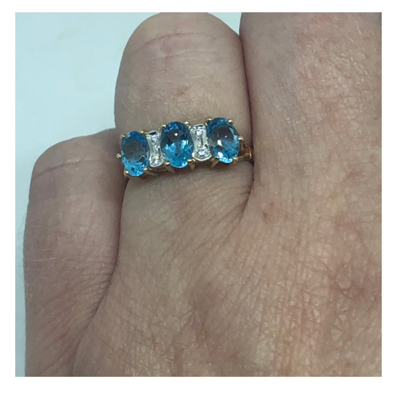 9kt Gold Ring with Diamonds and Turquoise Stones