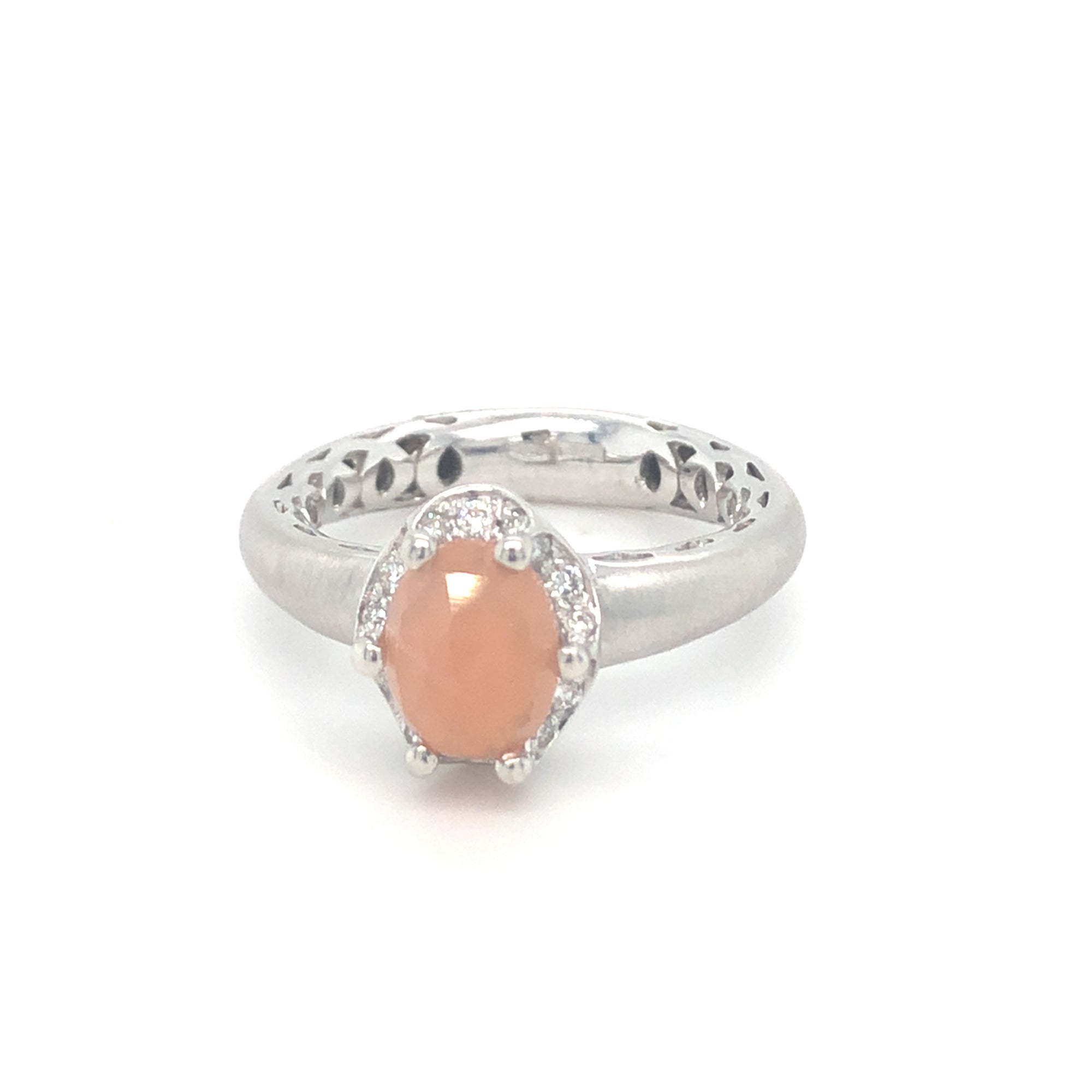 18kt White Gold Diamond &amp; Rose Quartz Matt Finish Ring