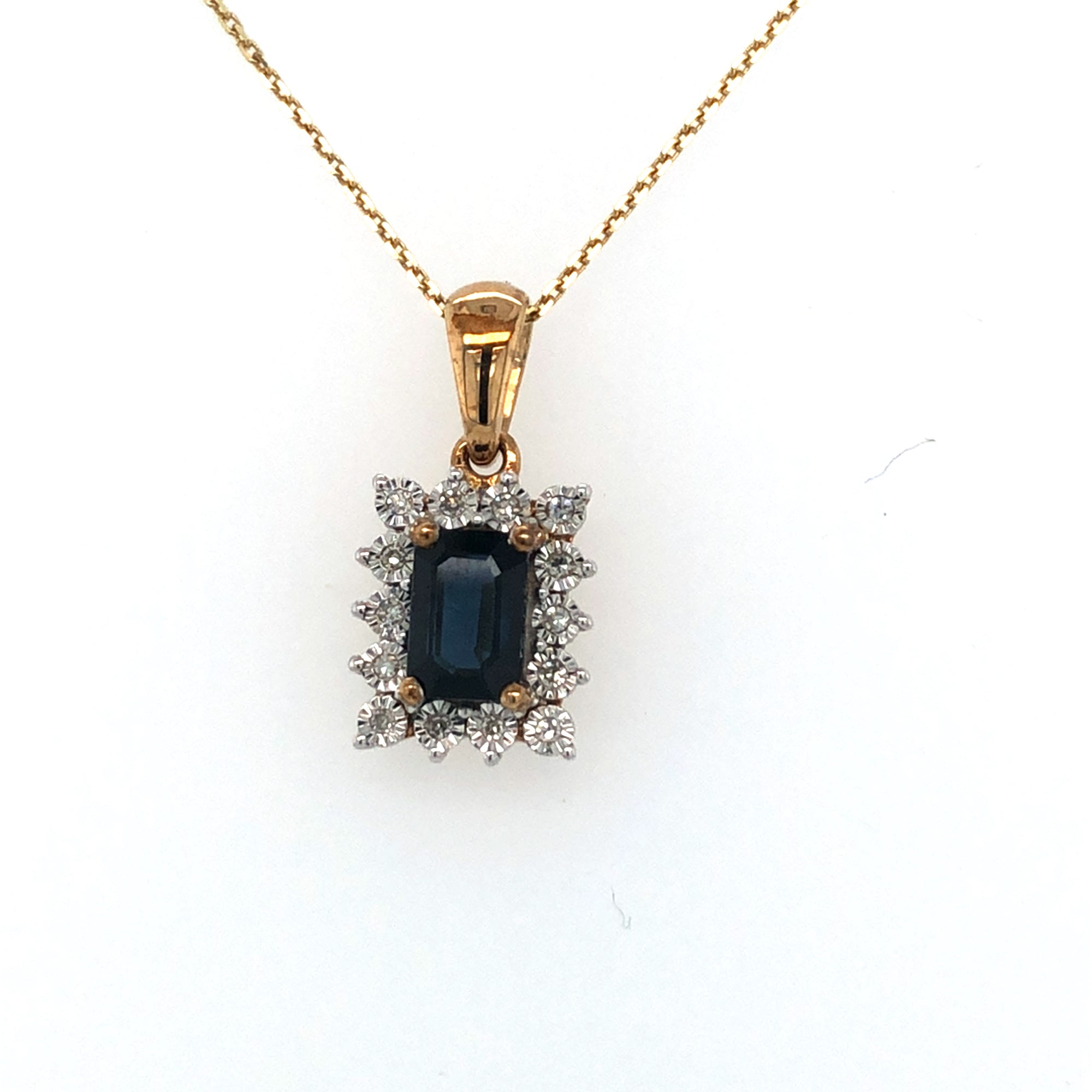 9kt Gold Sapphire Cluster Pendant
