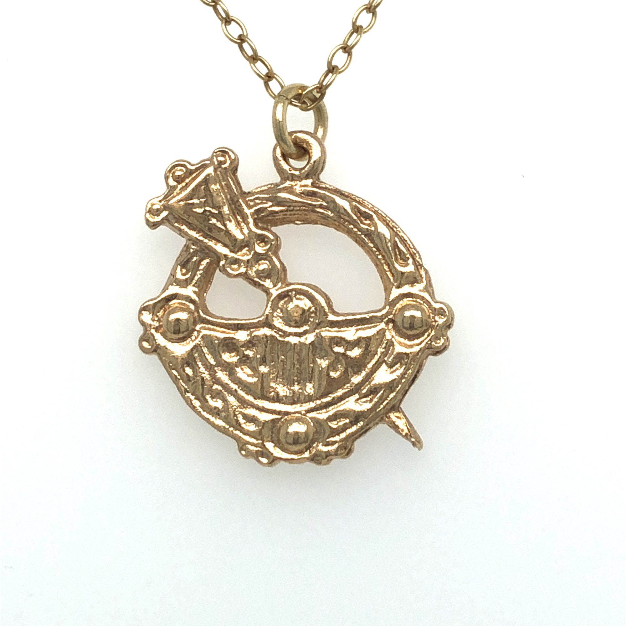 9kt Gold Tara Brooch Pendant