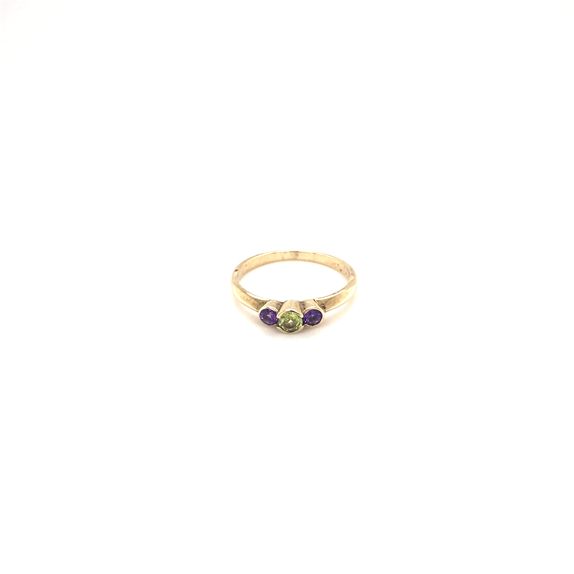9kt Gold Ring with Amethyst &amp; Peridot Coloured Stones
